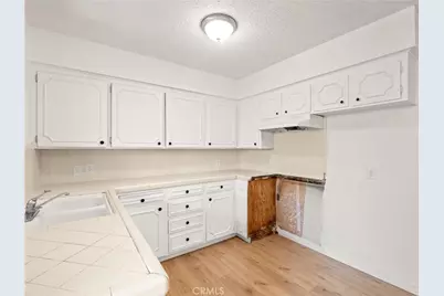 3725 N Fruit Avenue #B, Fresno, CA 93705 - Photo 13