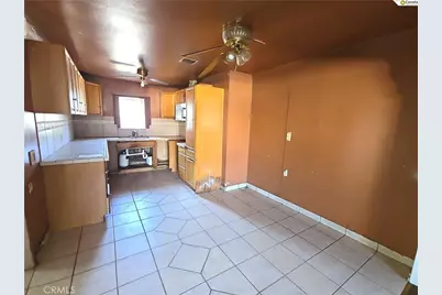 1923 W Pontiac, Fresno, CA 93705 - Photo 7