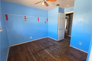 1923 W Pontiac, Fresno, CA 93705 - Photo 17