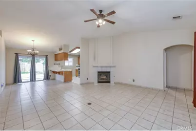 1133 Summer Field, Hanford, CA 93230 - Photo 9