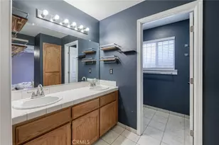 1133 Summer Field, Hanford, CA 93230 - Photo 29