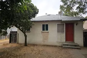 114 N J St, Madera, CA 93637 - Photo 3