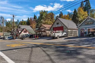 22789 Laurel Ln, Crestline, CA 92325 - Photo 31