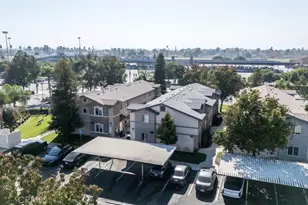 600 Hosking, Bakersfield, CA 93307 - Photo 27