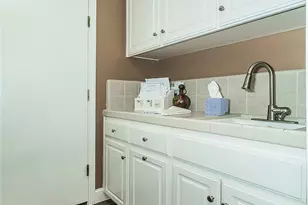 140 N Gayle, Clovis, CA 93611 - Photo 29