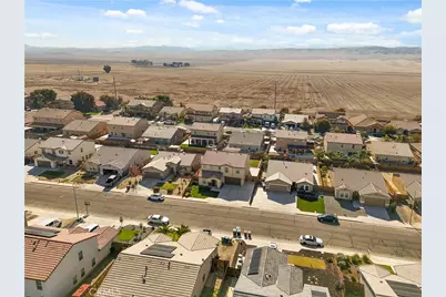 802 Reisling, Coalinga, CA 93210 - Photo 43