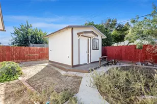 433 N Santa Venetia St, Los Banos, CA 93635 - Photo 15