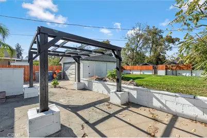 1559 N Carruth, Fresno, CA 93728 - Photo 27