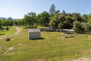 40700 Rd 425A, Oakhurst, CA 93644 - Photo 35