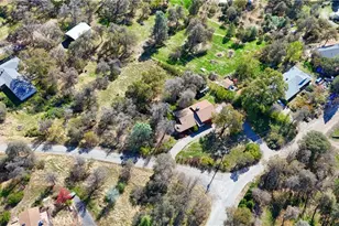 42896 Country Club Dr, Oakhurst, CA 93644 - Photo 7