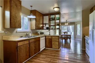 42896 Country Club Dr, Oakhurst, CA 93644 - Photo 25