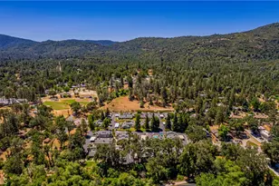 49400 River Park Rd, Oakhurst, CA 93644 - Photo 11