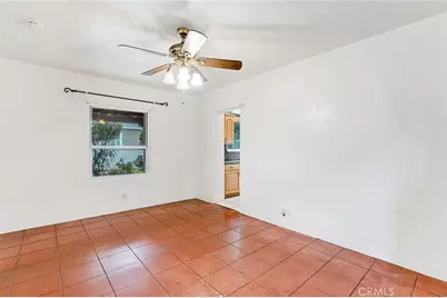 815 W Yosemite, Madera, CA 93637 - Photo 17