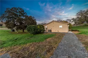 18804 Auberry Rd, Clovis, CA 93619 - Photo 29