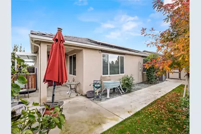 425 Karen, Kerman, CA 93630 - Photo 39