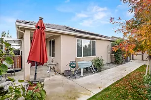 425 Karen, Kerman, CA 93630 - Photo 39