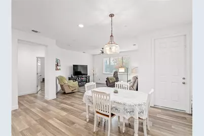 425 Karen, Kerman, CA 93630 - Photo 13