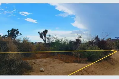 56200 Skyline Ranch Road, Yucca Valley, CA 92284 - Photo 7