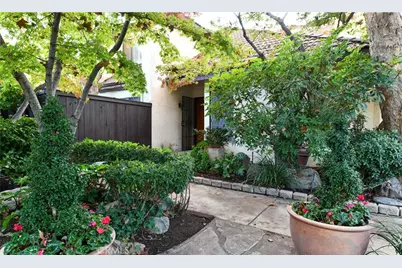 2890 Huntington #110, Fresno, CA 93721 - Photo 1