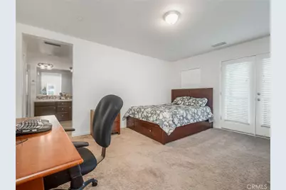 6280 E Valley Edge Drive, Fresno, CA 93727 - Photo 13