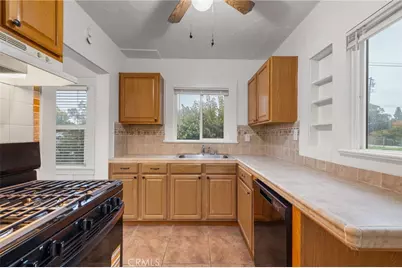 531 Quincy Street, Bakersfield, CA 93305 - Photo 17