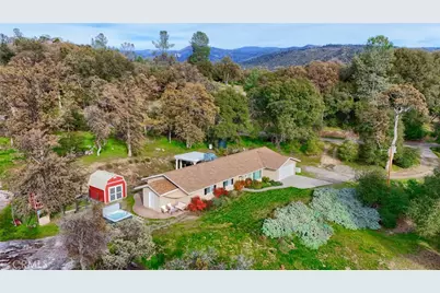 40740 Road 425A, Oakhurst, CA 93644 - Photo 1