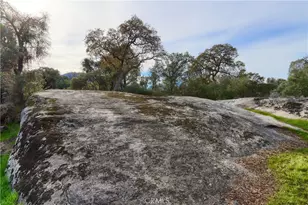 40740 Rd 425A, Oakhurst, CA 93644 - Photo 41