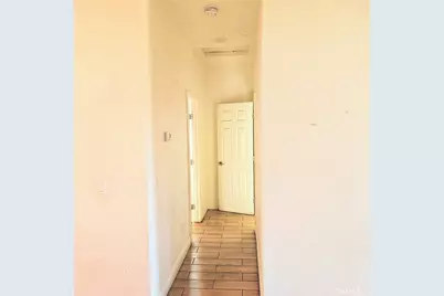 2425 S 10th Street, Fresno, CA 93725 - Photo 5