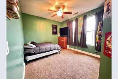 2945 W Vine, Visalia, CA 93291 - Photo 11