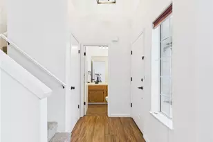 10781 N Windham Bay Cir, Fresno, CA 93730 - Photo 9