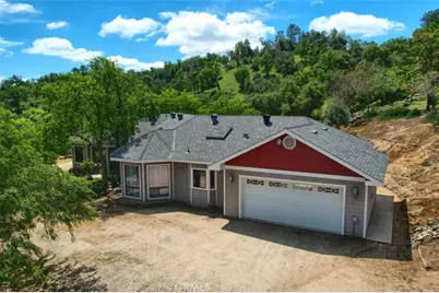 42625 Red Top Mountain Court, Coarsegold, CA 93614 - Photo 37