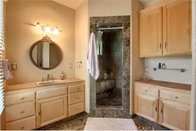 42625 Red Top Mountain Court, Coarsegold, CA 93614 - Photo 21