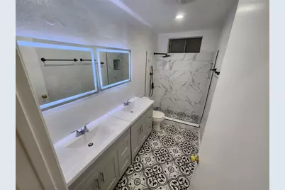 2915 E 60th #A, Huntington Park, CA 90255 - Photo 15