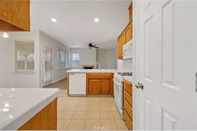 3232 N Zion, Hanford, CA 93230 - Photo 29