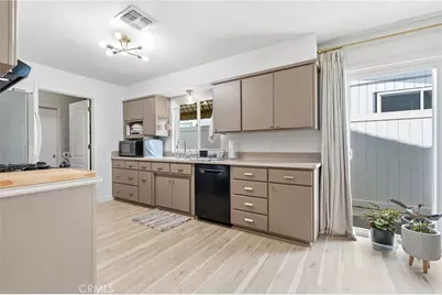 905 Redwood, Lemoore, CA 93245 - Photo 25