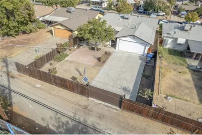 981 N Thorne Avenue, Fresno, CA 93728 - Photo 39