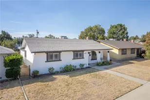 981 N Thorne Ave, Fresno, CA 93728 - Photo 1