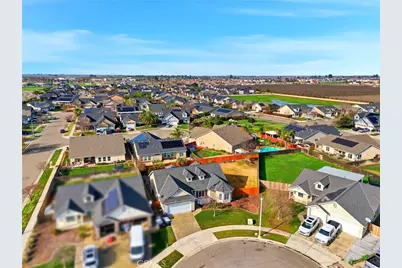 1206 N Kaplan Place, Hanford, CA 93230 - Photo 9