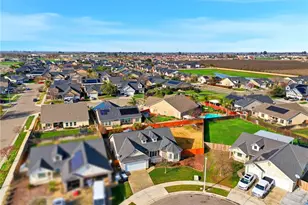 1206 N Kaplan Pl, Hanford, CA 93230 - Photo 9