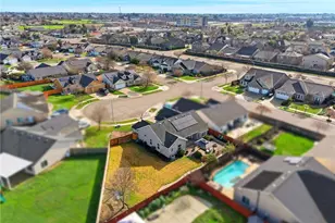 1206 N Kaplan Pl, Hanford, CA 93230 - Photo 49