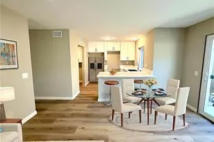 10 Summerwalk Ct, Newport Beach, CA 92663 - Photo 5