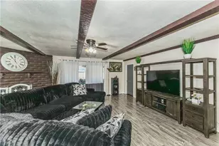 2467 S Holloway Ave, Fresno, CA 93725 - Photo 9