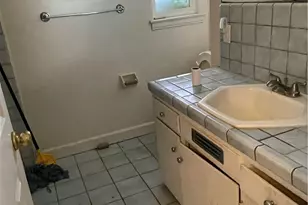 4467 N Van Dyke, Fresno, CA 93705 - Photo 3