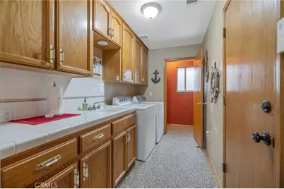 594 Diana Court, Hanford, CA 93230 - Photo 31