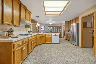 594 Diana Court, Hanford, CA 93230 - Photo 19