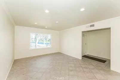 5840 E Illinois Avenue, Fresno, CA 93727 - Photo 5