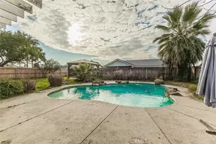 671 Cambria Ln, Lemoore, CA 93245 - Photo 41