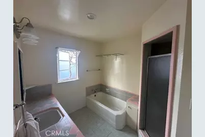 4984 E Belmont Avenue, Fresno, CA 93727 - Photo 9