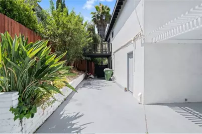 3448 Ardsley Place, Encino, CA 91436 - Photo 7