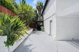 3448 Ardsley Pl, Encino, CA 91436 - Photo 7